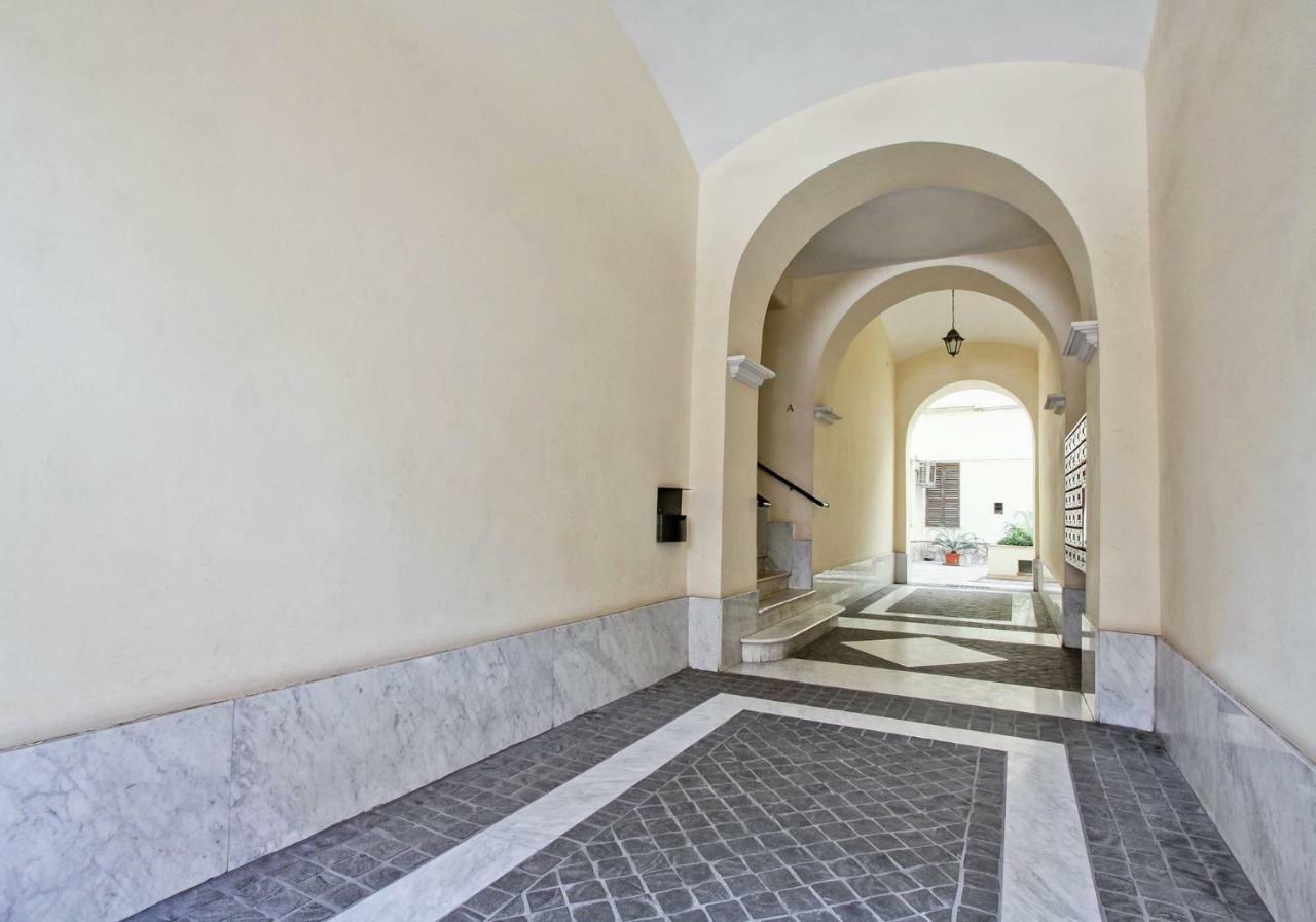 Vatican Heart Rome Bagian luar foto